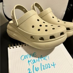 Platform Crocs Cream color